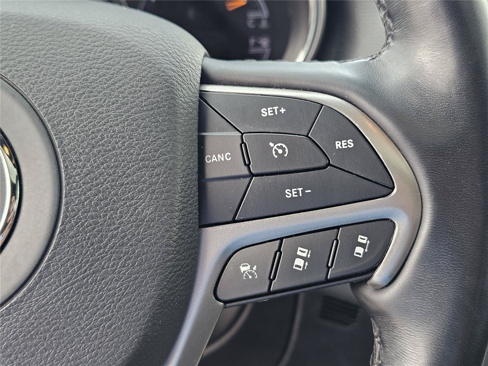 2021 Jeep Grand Cherokee 80th Edition - Photo 21