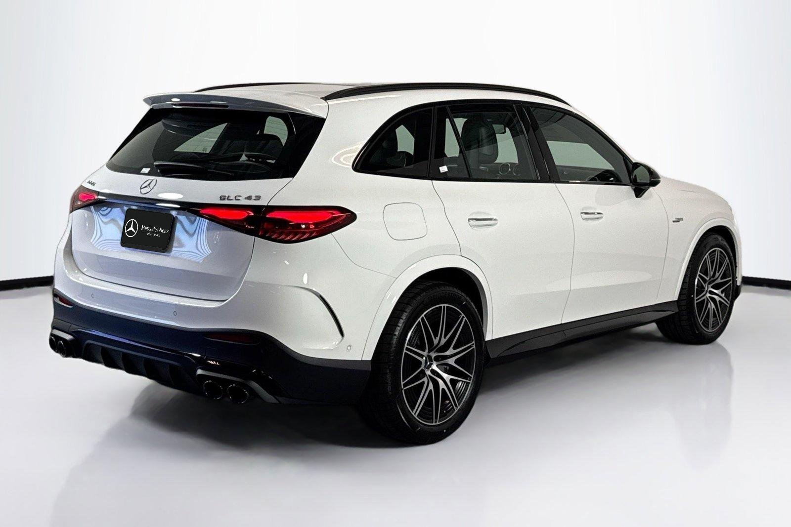 New 2026 Polar White Mercedes-Benz AMG® GLC 43 image 5