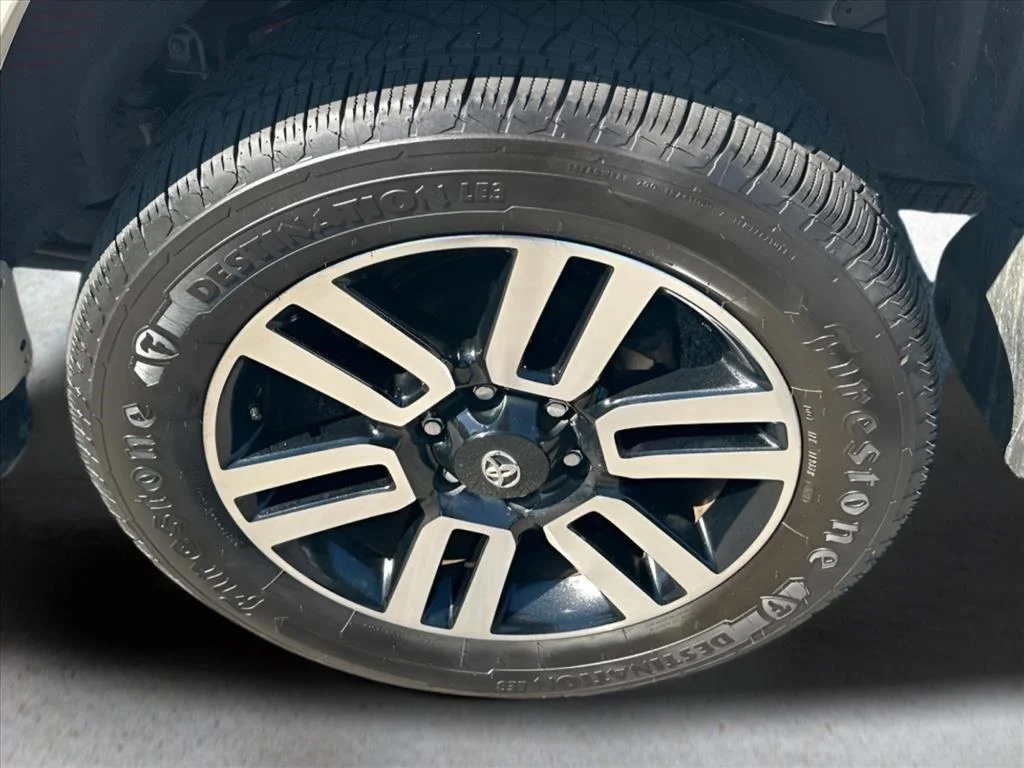 Used 2022 Blizzard Pearl Toyota Limited image 12