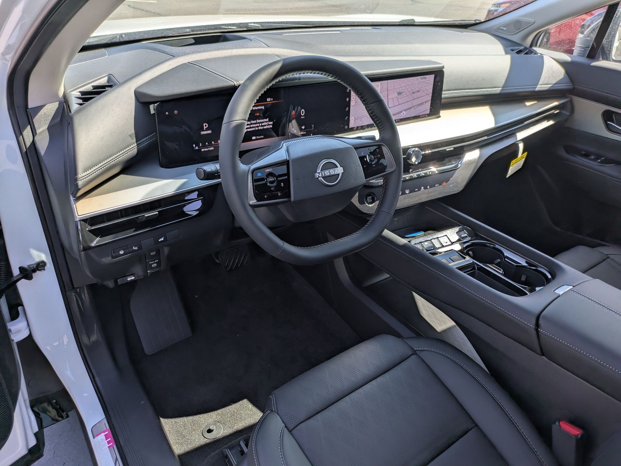 New 2026 Everest White Pearl TriCoat Nissan Platinum image 10