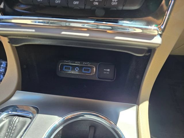 Certified Used 2022 White Jeep Laredo E image 28
