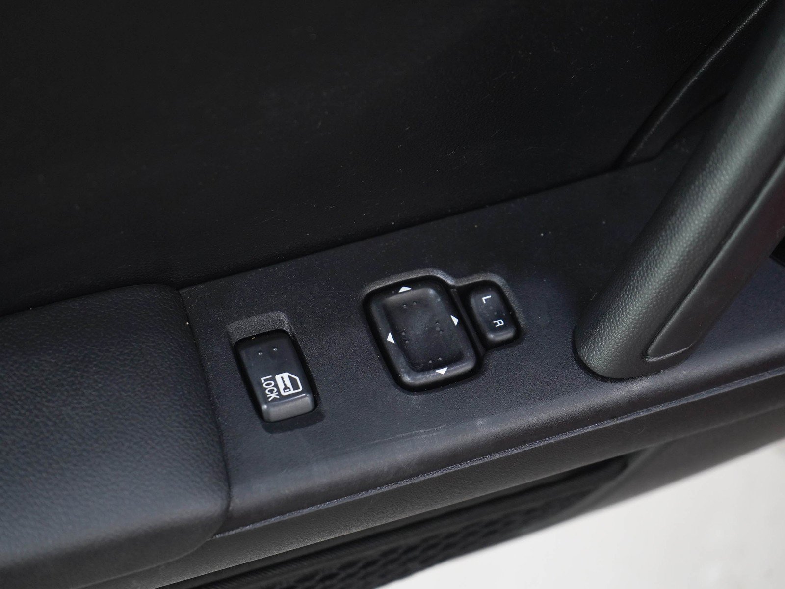 Used 2013 Red Mazda Club image 13