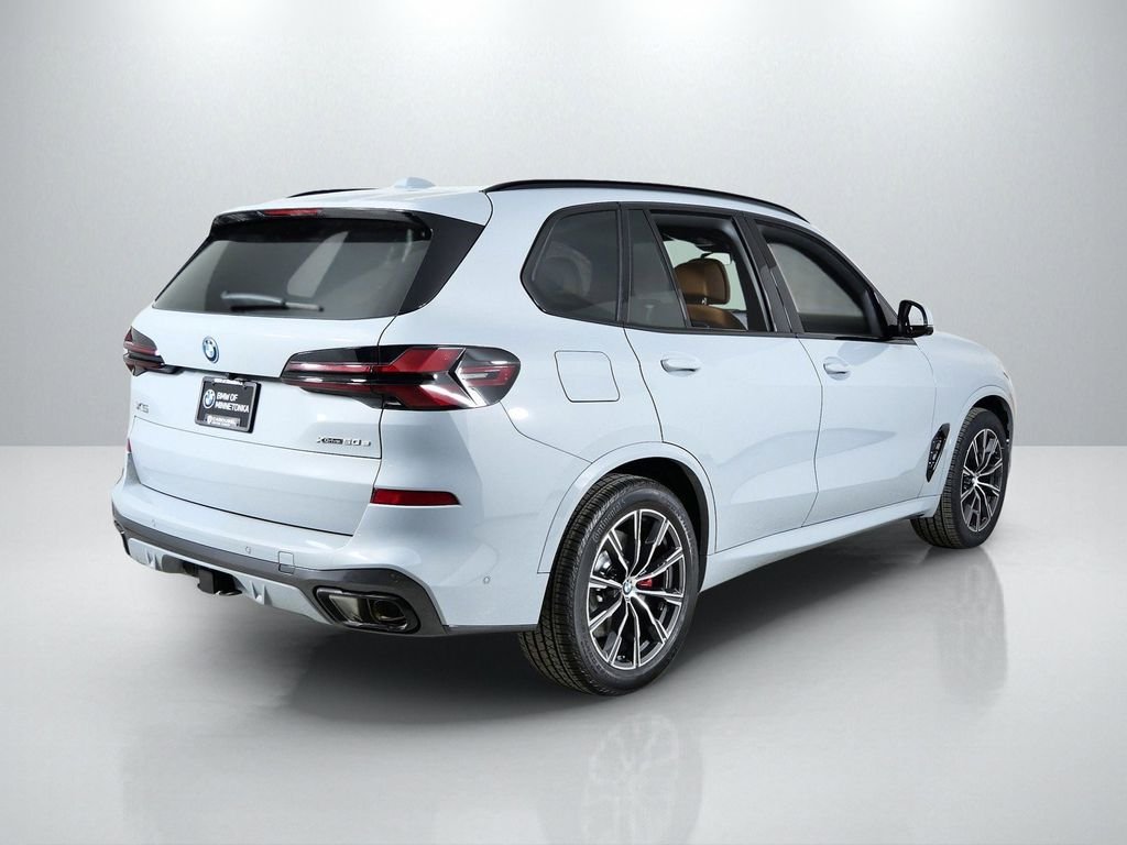 Used 2026 Brooklyn Grey Metallic BMW xDrive50e image 10
