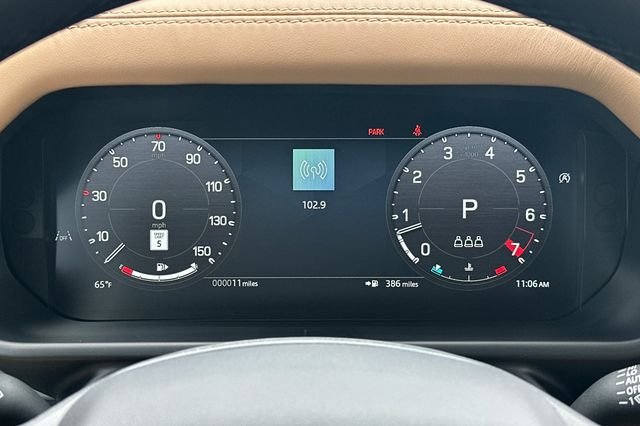 New 2026 Fuji White Land Rover S image 23