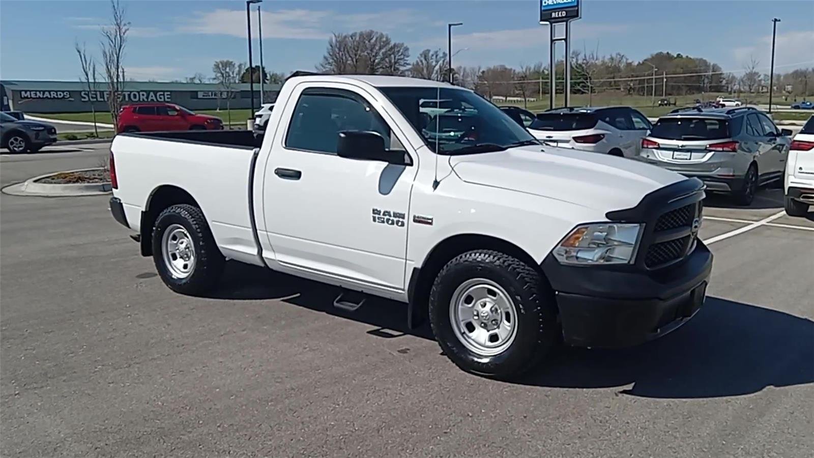 Used 2016 RAM Ram 1500 Pickup Tradesman with VIN 3C6JR6AT0GG135692 for sale in Kansas City