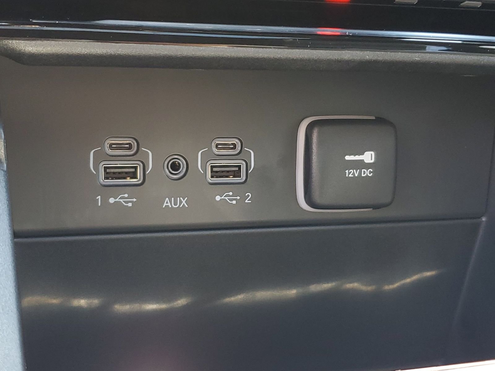 Used 2025 Black Jeep Limited image 15