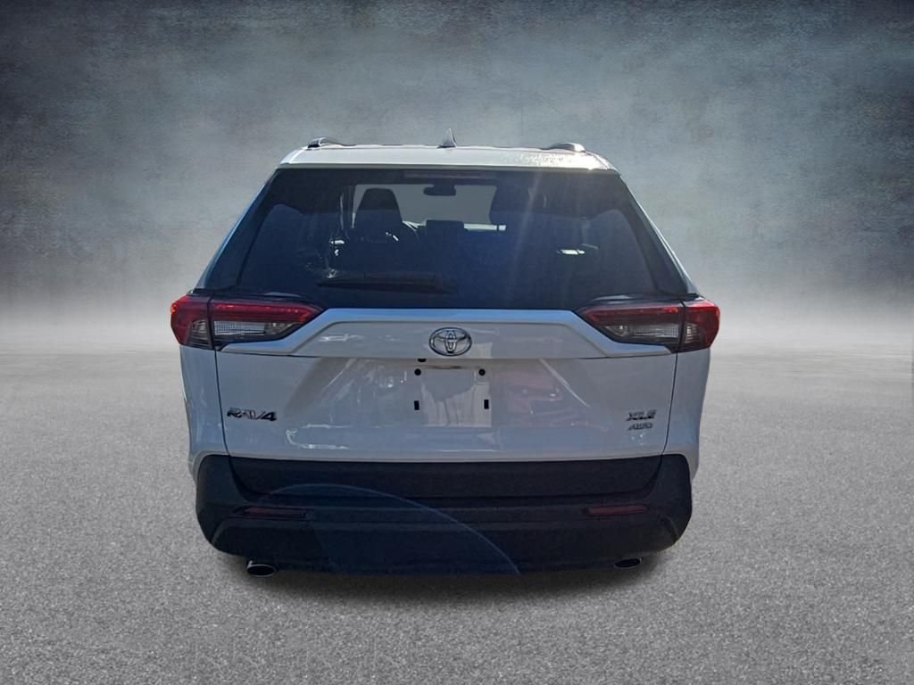 Used 2024 Ice Toyota XLE image 6