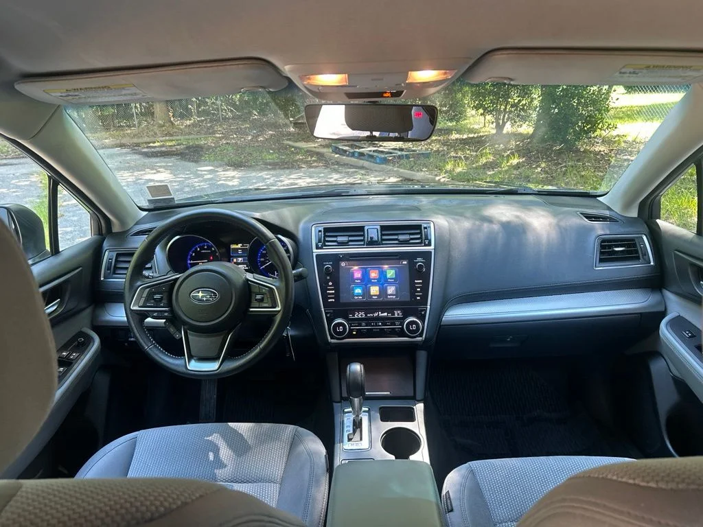 Used 2018 Blue Subaru 2.5i Premium image 27