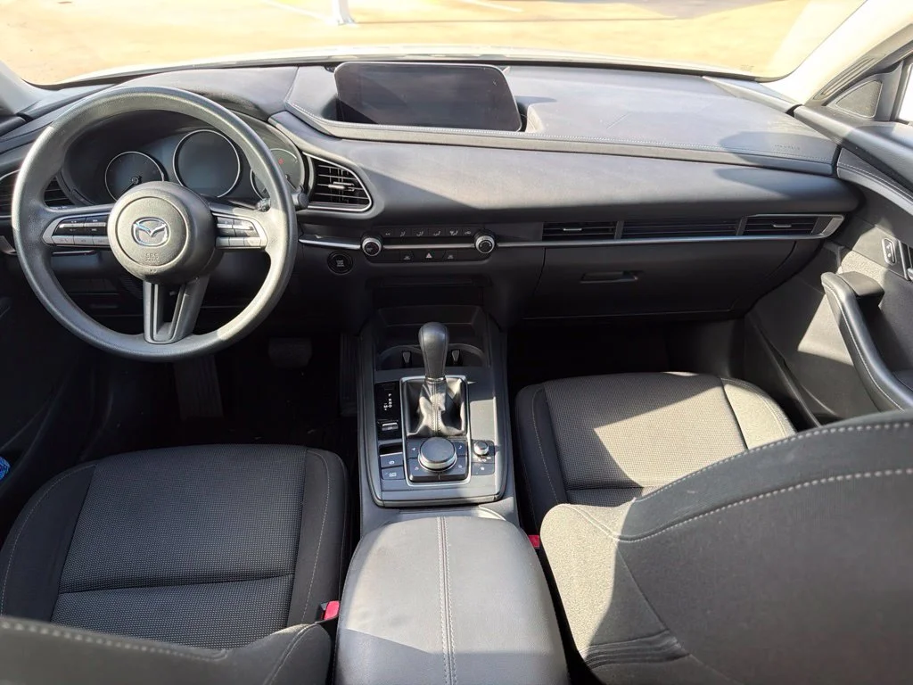 Used 2022 White Mazda 2.5 S image 24