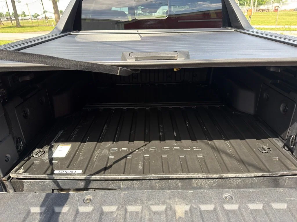 Used 2023 Gray Hyundai SEL image 27