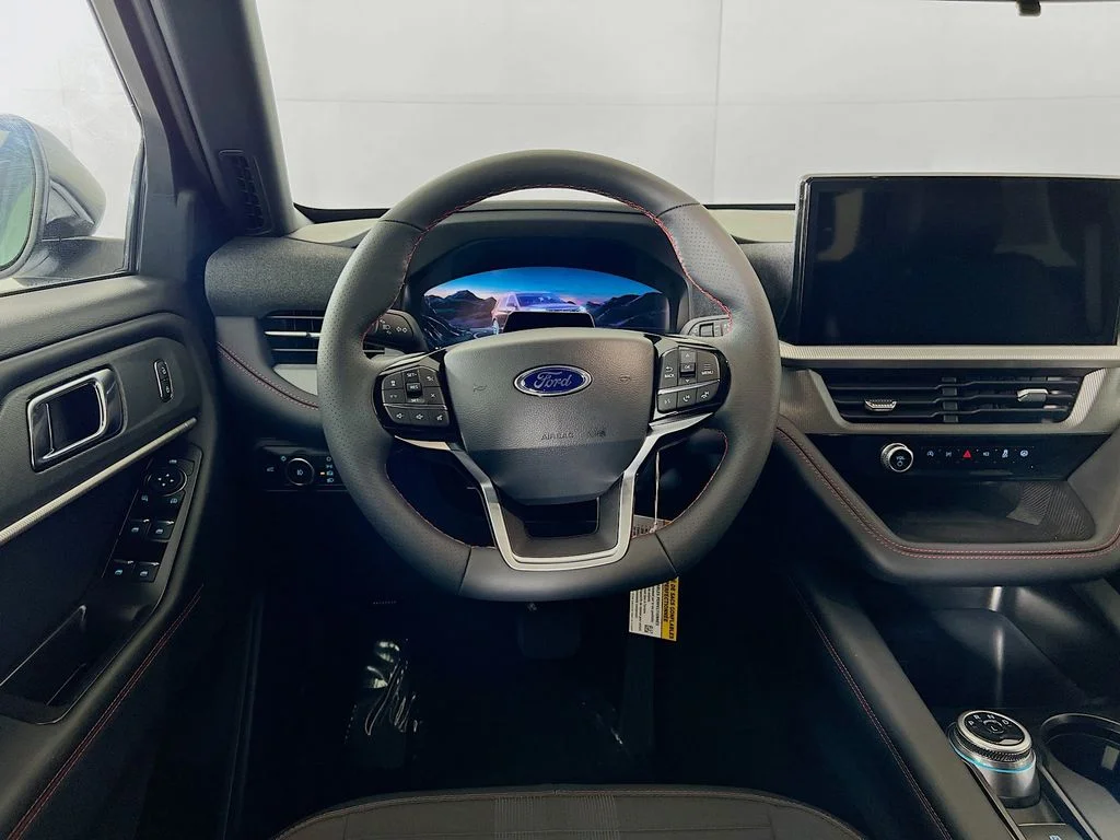 New 2026 Carbonized Gray Metallic Ford ST-Line image 27