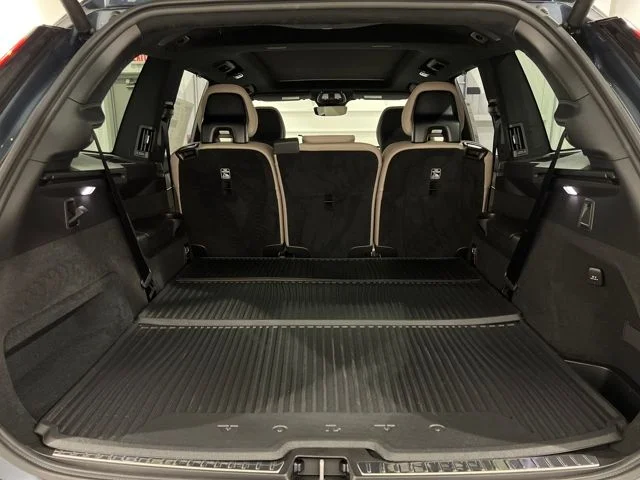 2026 Volvo XC90 Ultra - Photo 23