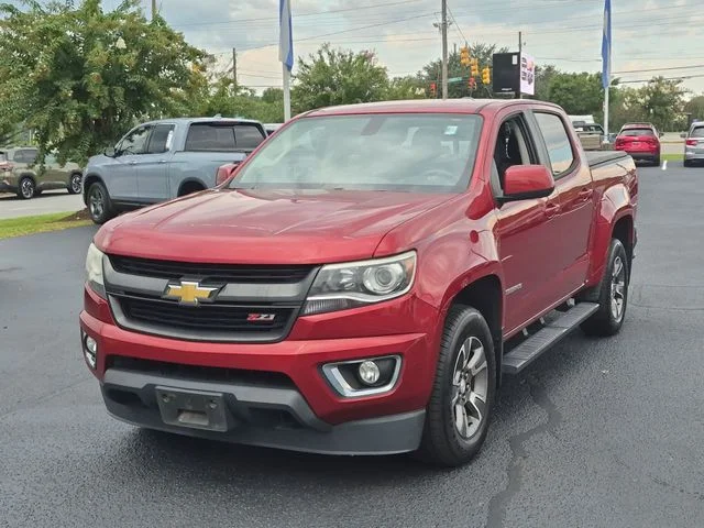 Used 2016 Red Chevrolet Z71 image 7