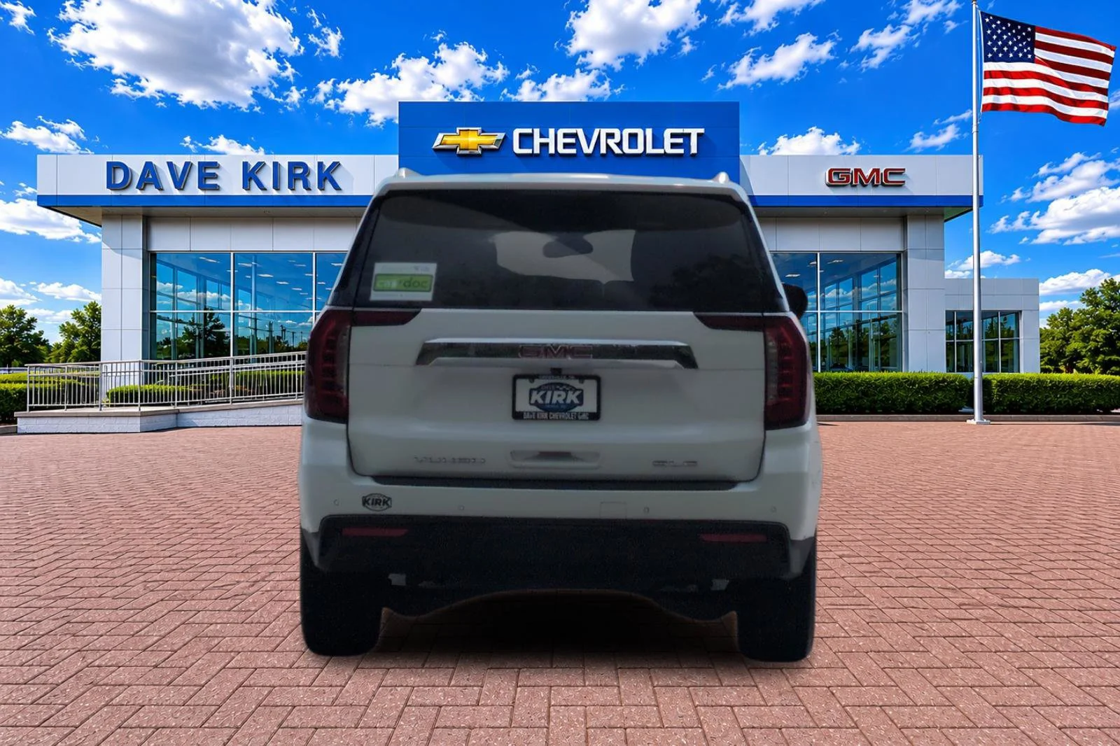 Used 2023 SUMMIT WHITE GMC SLE image 4