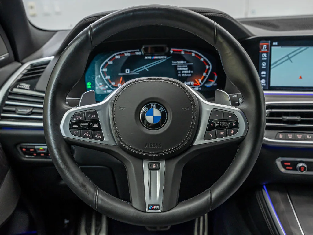 Used 2020 Black Sapphire Metallic BMW M50i image 46