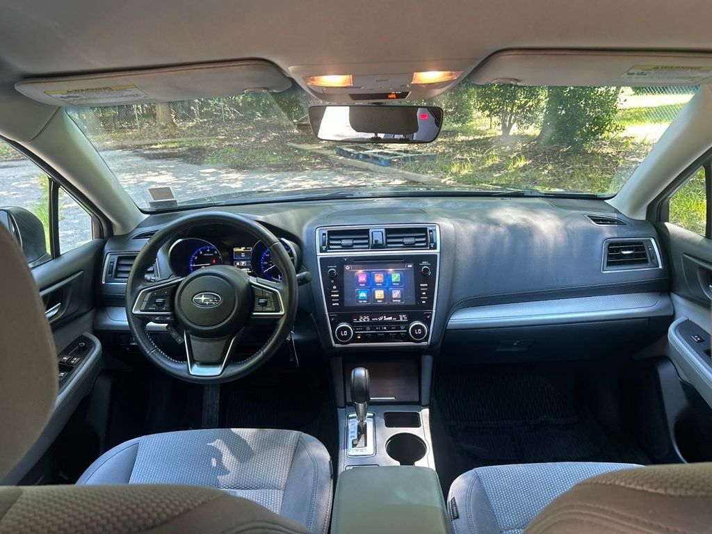 Used 2018 Blue Subaru 2.5i Premium image 27