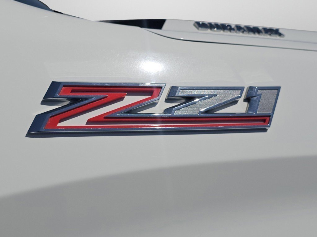 Used 2021 Summit White Chevrolet LTZ image 17