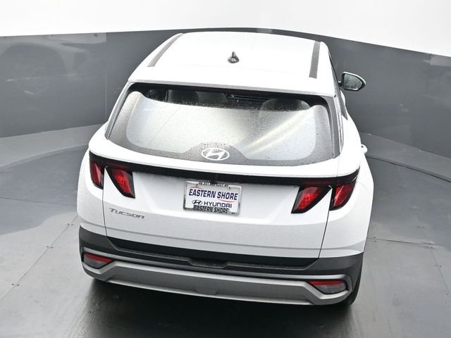 New 2026 White Hyundai SE FWD image 44