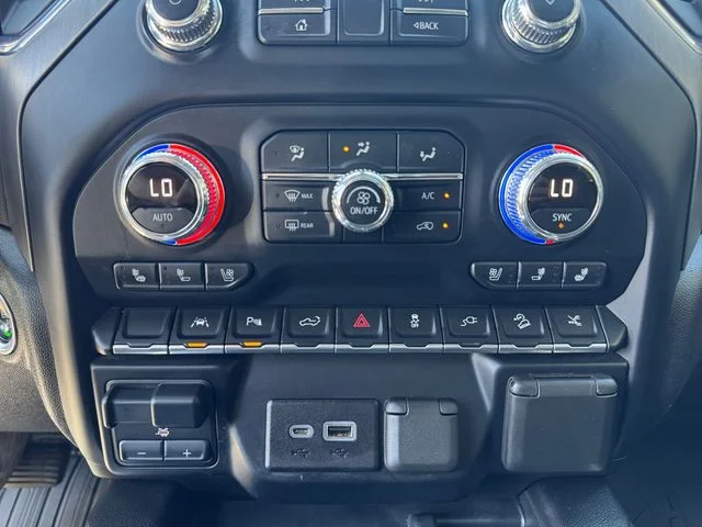 Used 2022 Black GMC Denali image 17