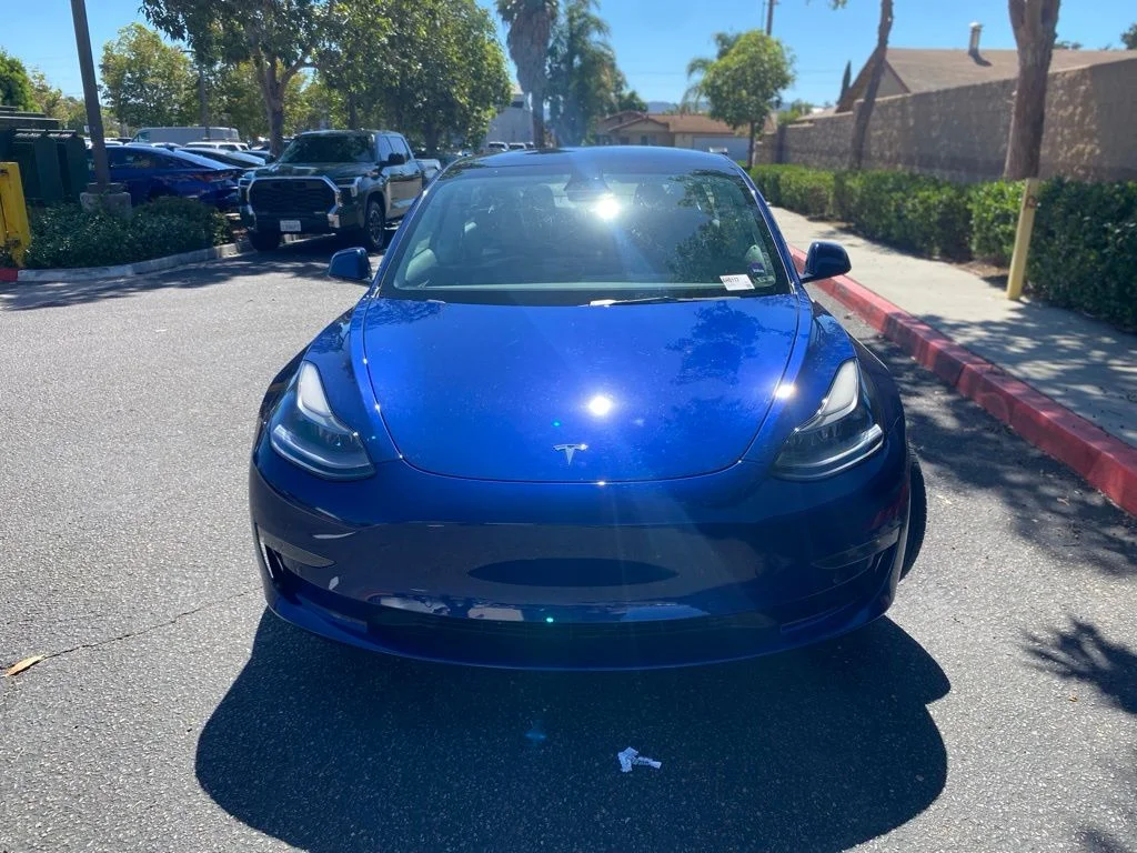 Used 2022 Blue Tesla Long Range image 2