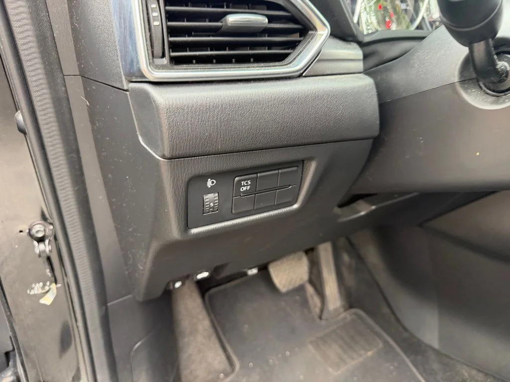 Used 2019 Black Mazda Sport image 21