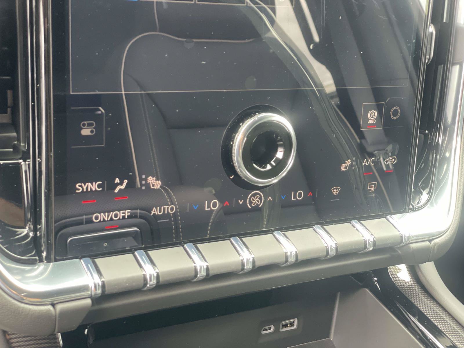 2026 GMC Yukon XL Elevation - Photo 15