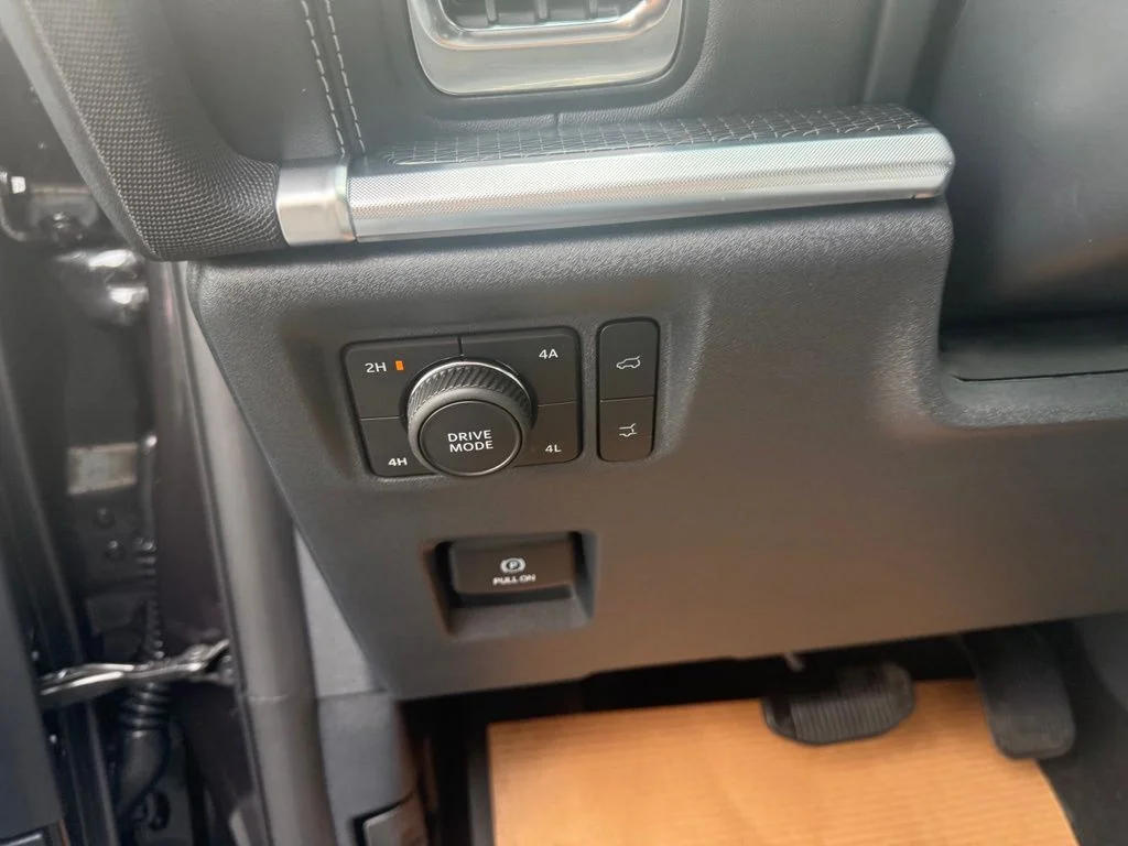 New 2027 Dark Matter Gray Metallic Ford MAX Platinum image 14