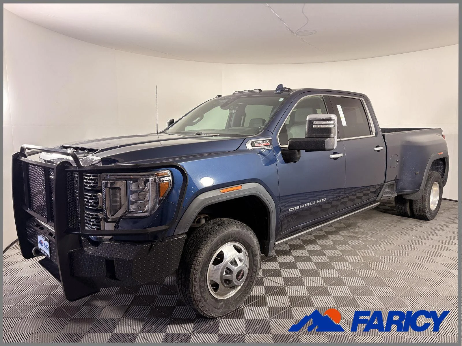 2022 GMC Sierra 4WD Crew Cab Long Box DRW Denali's photo