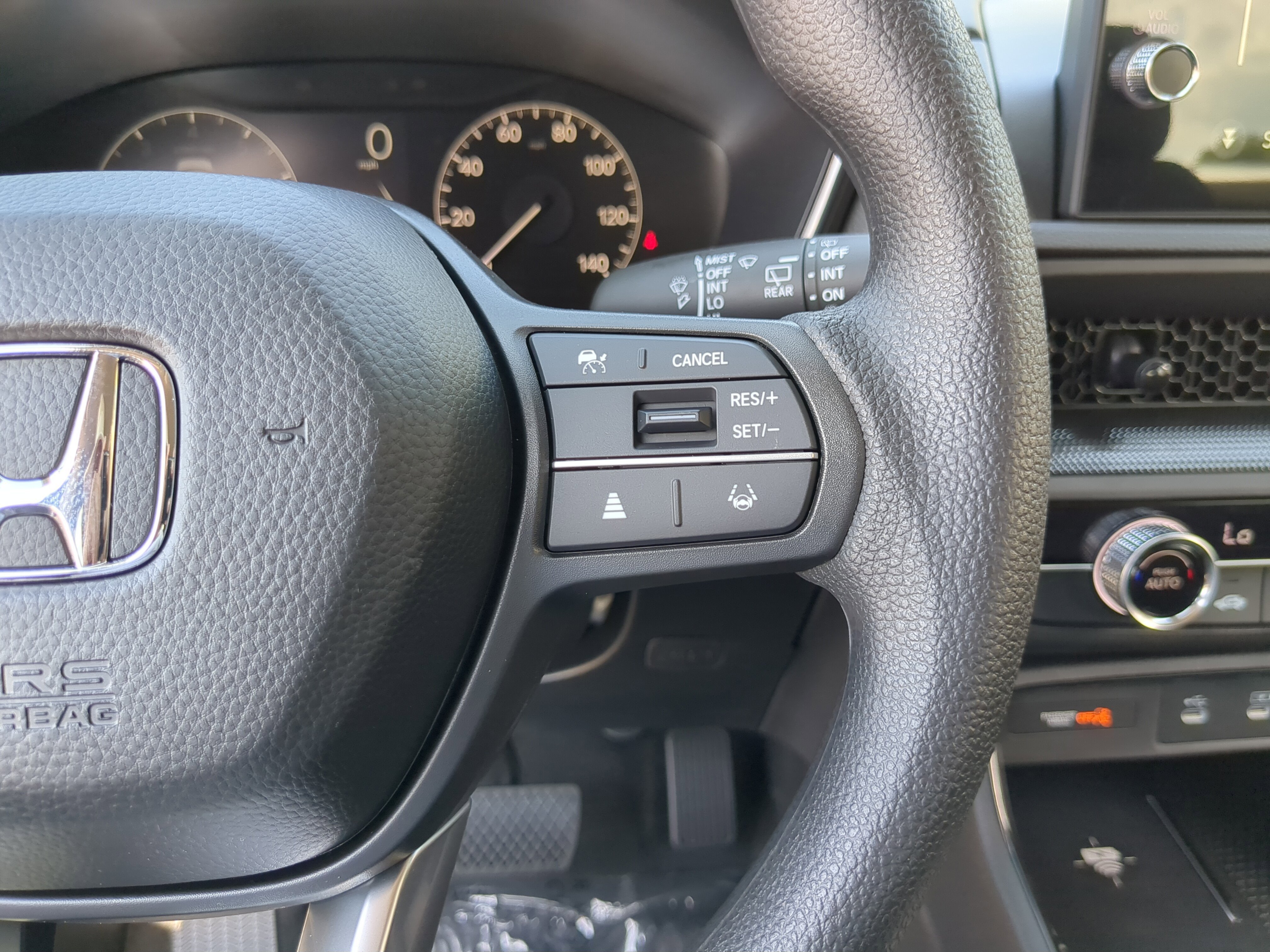 New 2026 Urban Gray Pearl Honda LX image 29