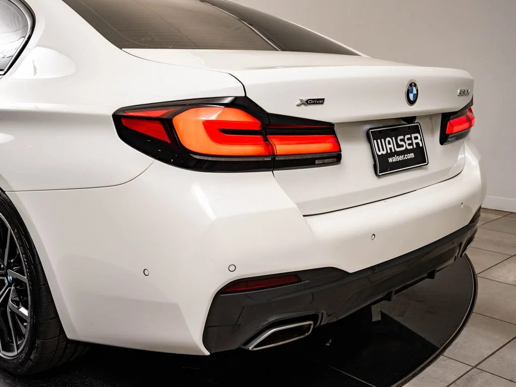 Used 2023 Alpine White BMW 530i xDrive image 19
