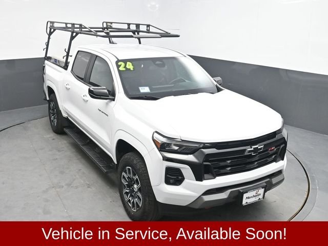 Used 2024 White Chevrolet Z71 image 28