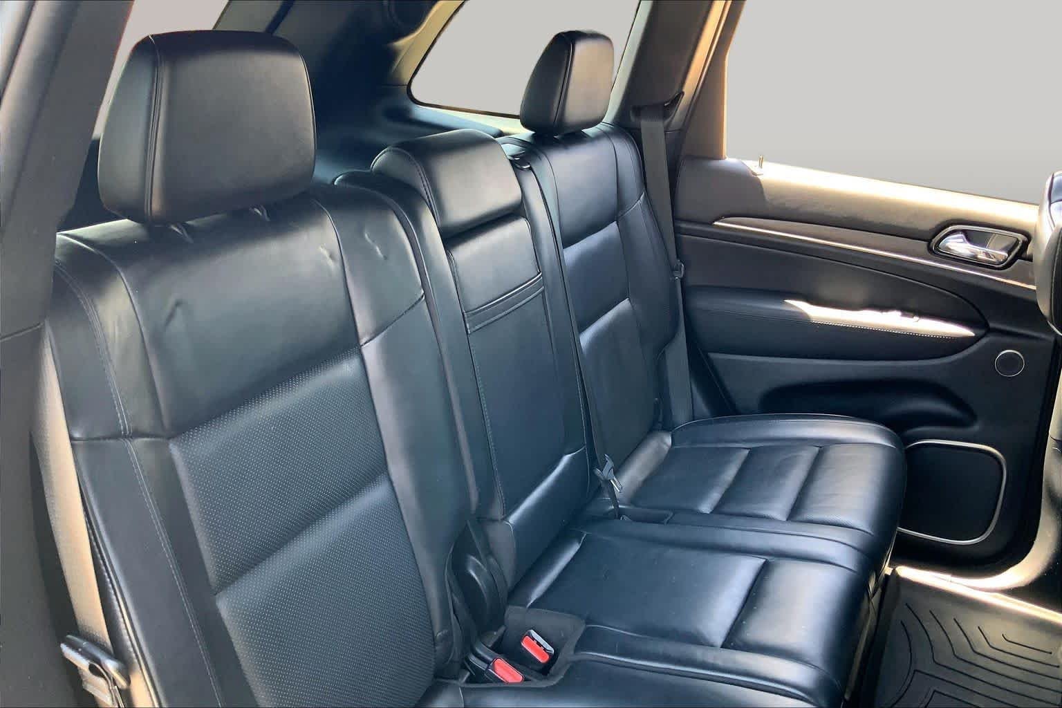 Used 2021 Diamond Black Crystal Pearlcoat Jeep High Altitude image 20