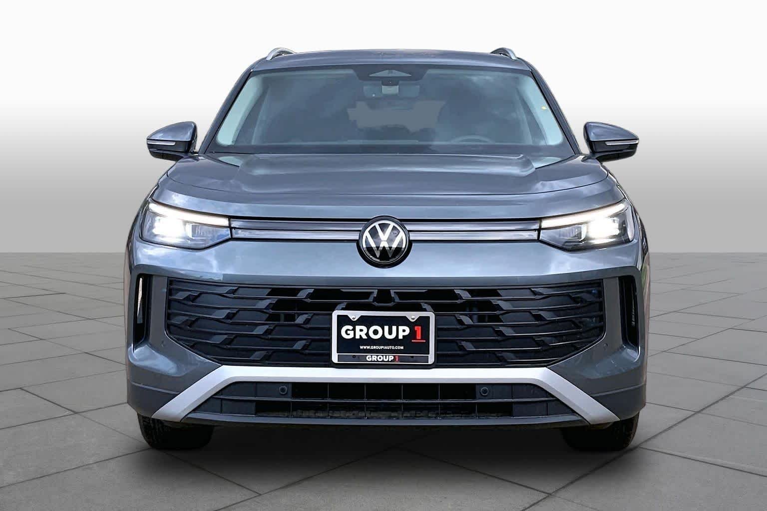 Used 2026 Platinum Gray Metallic Volkswagen S image 4