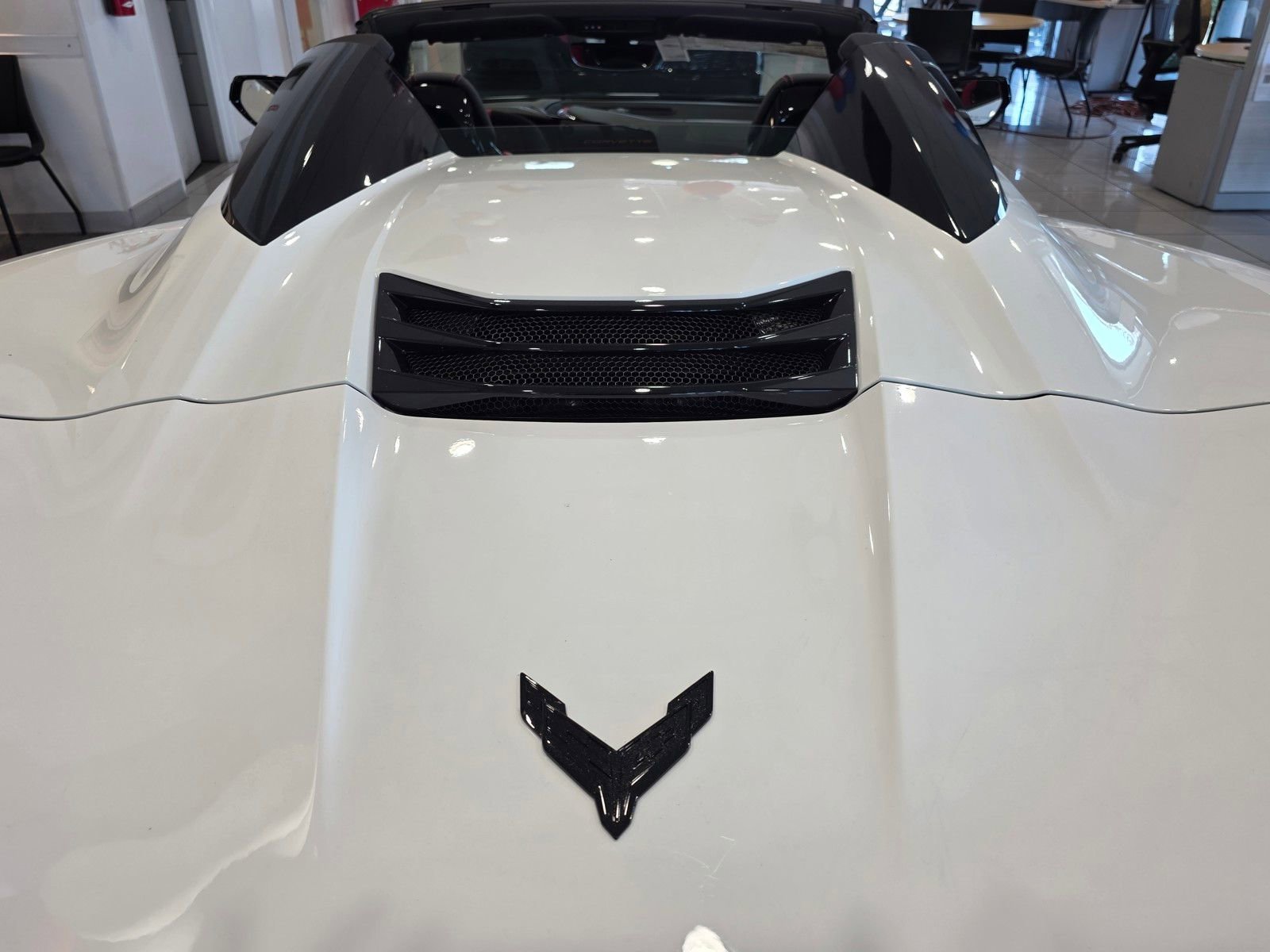 New 2026 Arctic White Chevrolet 2LZ image 18