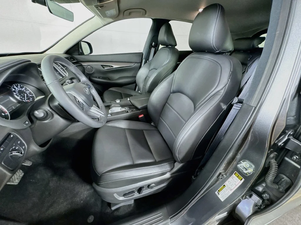 Certified Used 2023 Gray INFINITI PURE image 27