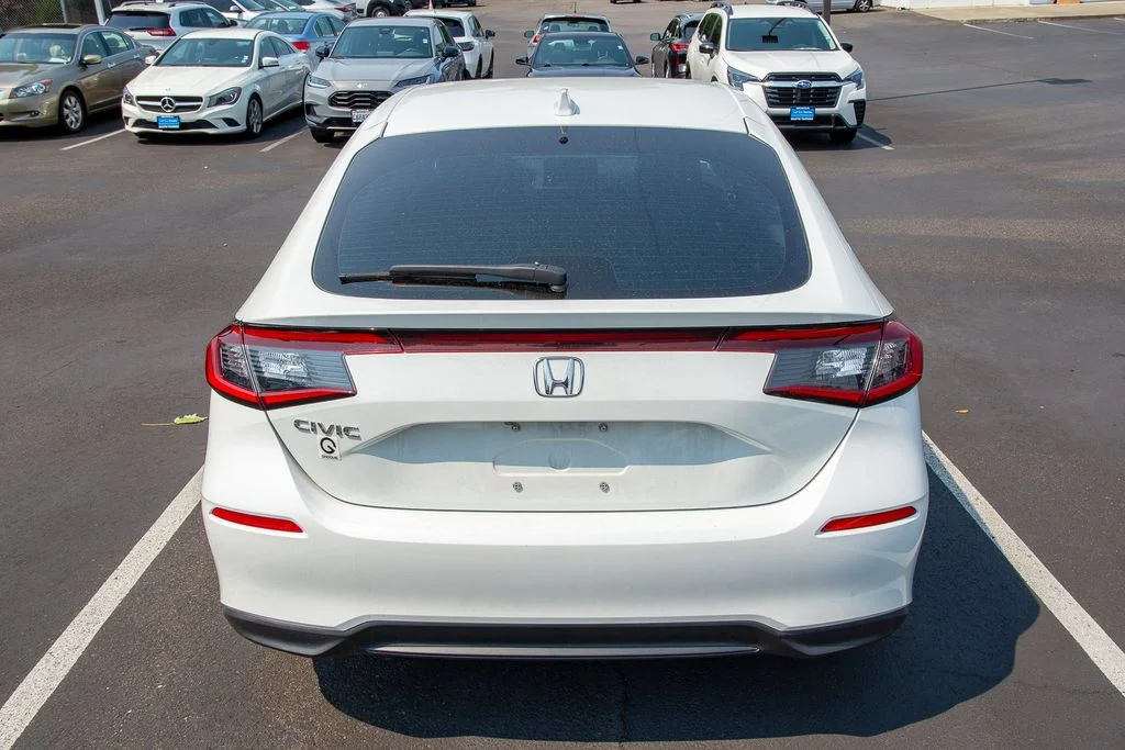 Certified Used 2023 Platinum White Honda EX-L image 4