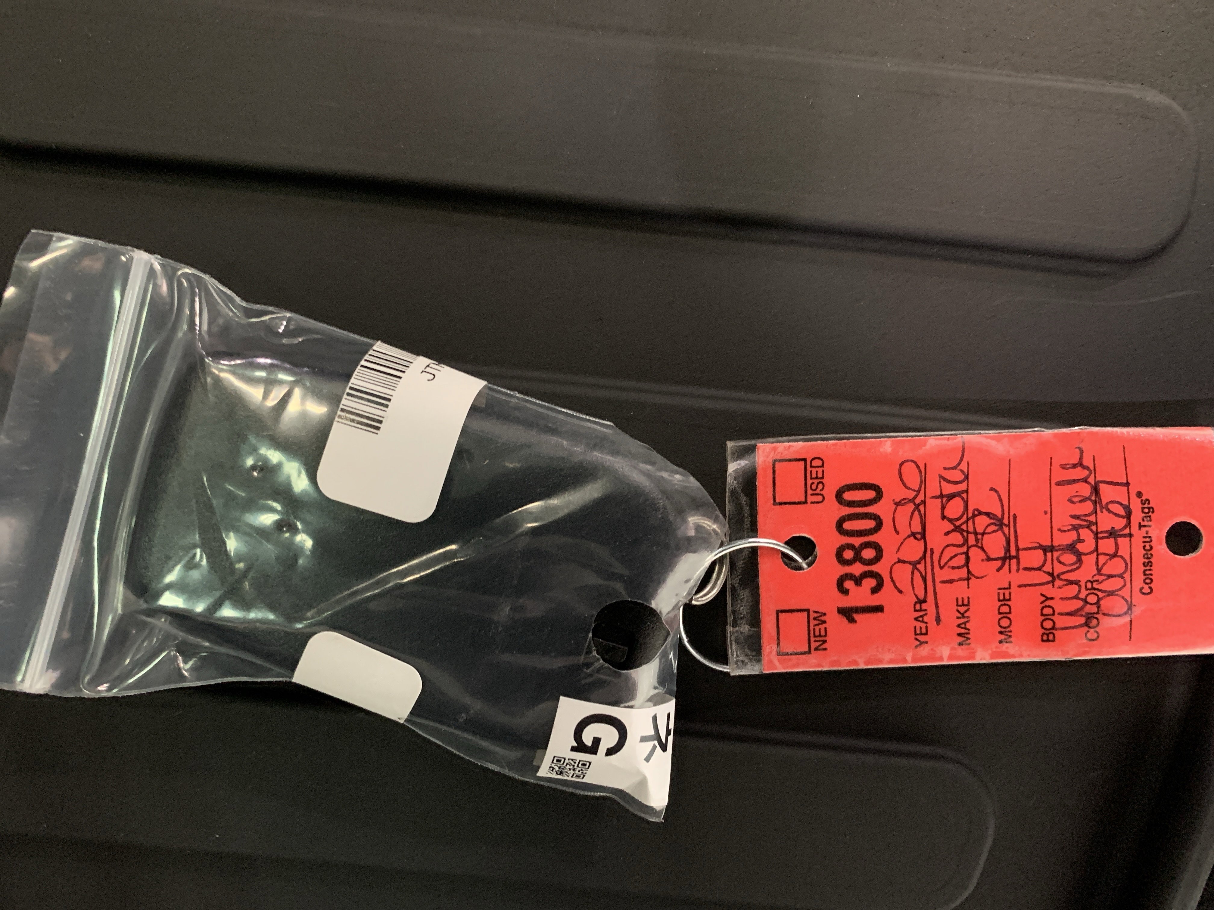 2026 Toyota bZ XLE - Photo 19