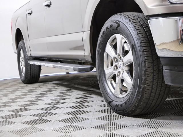 Used 2018 Gray Ford XLT image 2