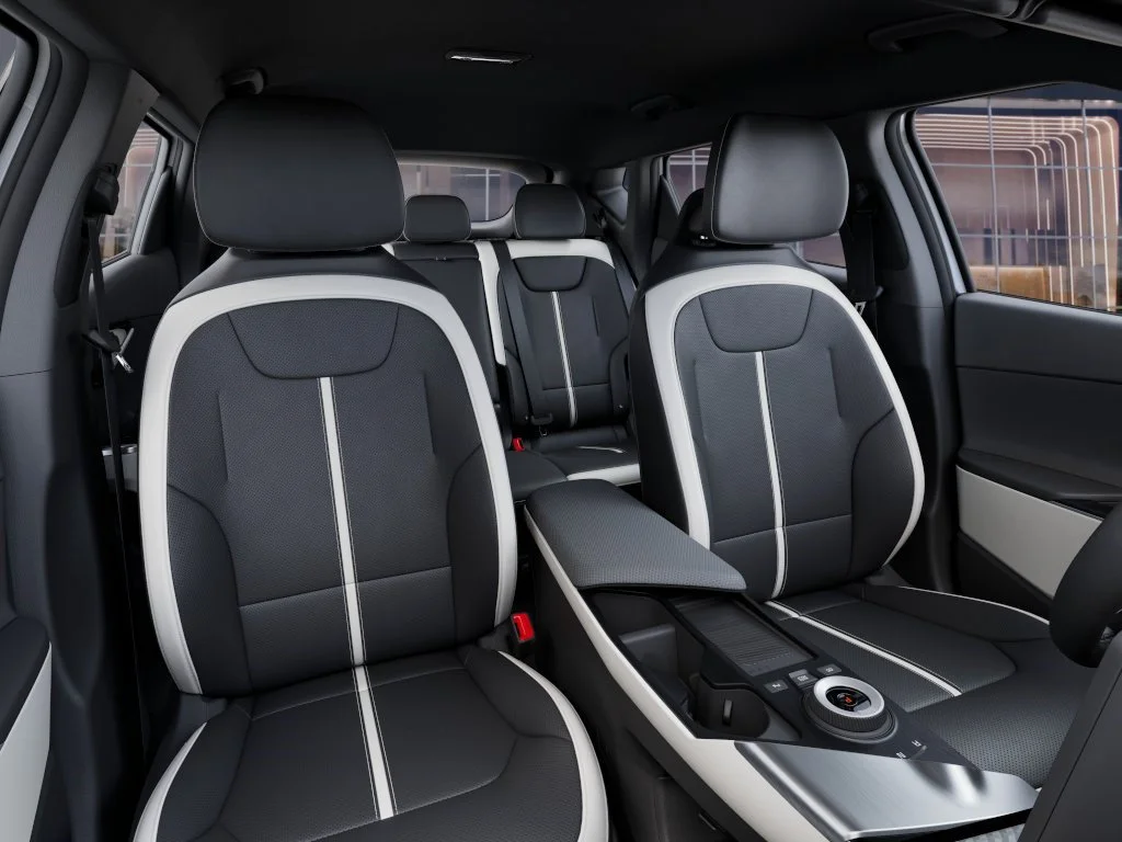 New 2026 White Pearl Kia  image 15