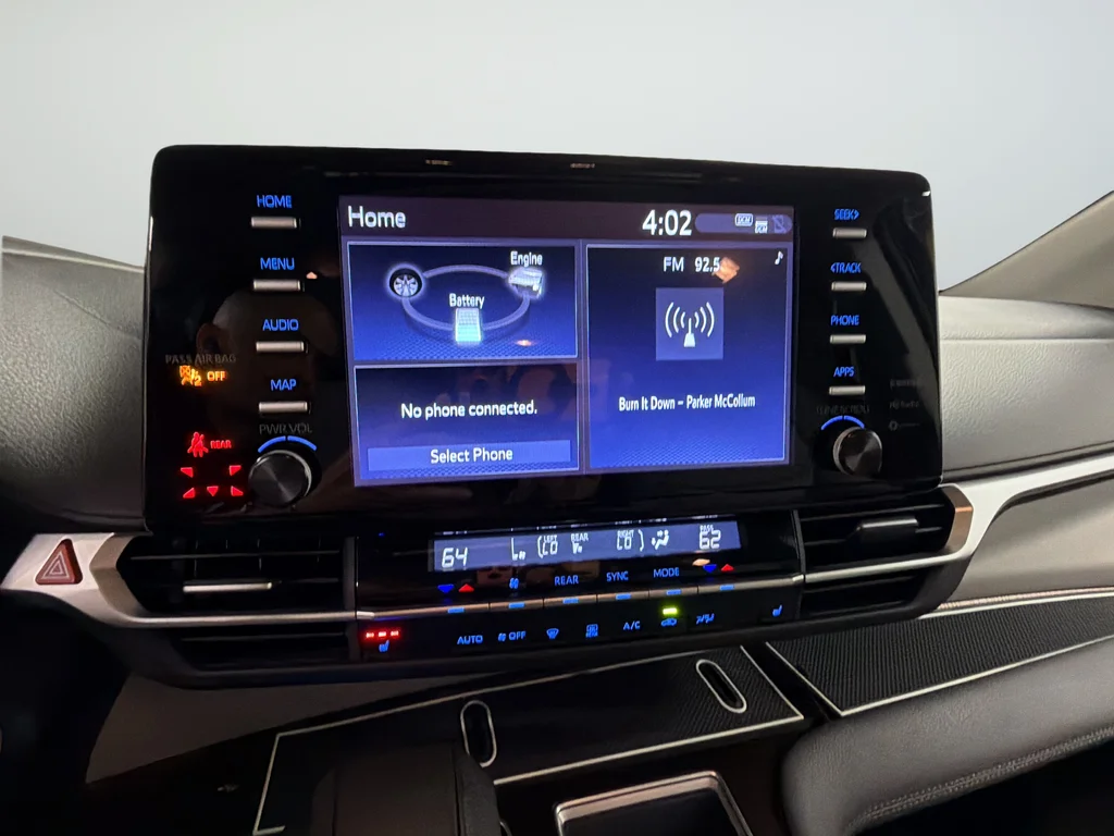 Used 2022 Black Toyota XLE image 14