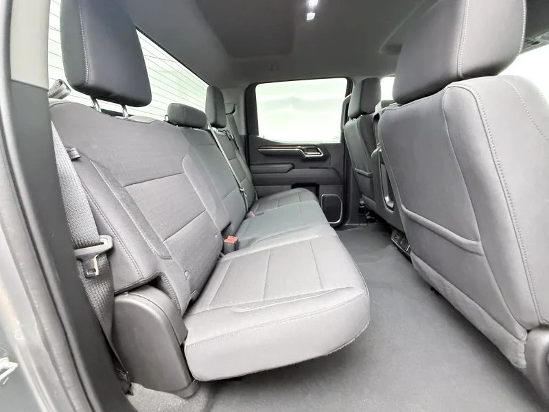 Used 2024  Chevrolet LT Pickup 4D 5 3/4 ft image 22