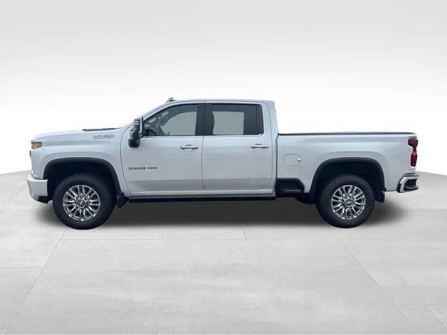 Used 2021 IRIDESCENT PEARL TRICOAT Chevrolet High Country image 2