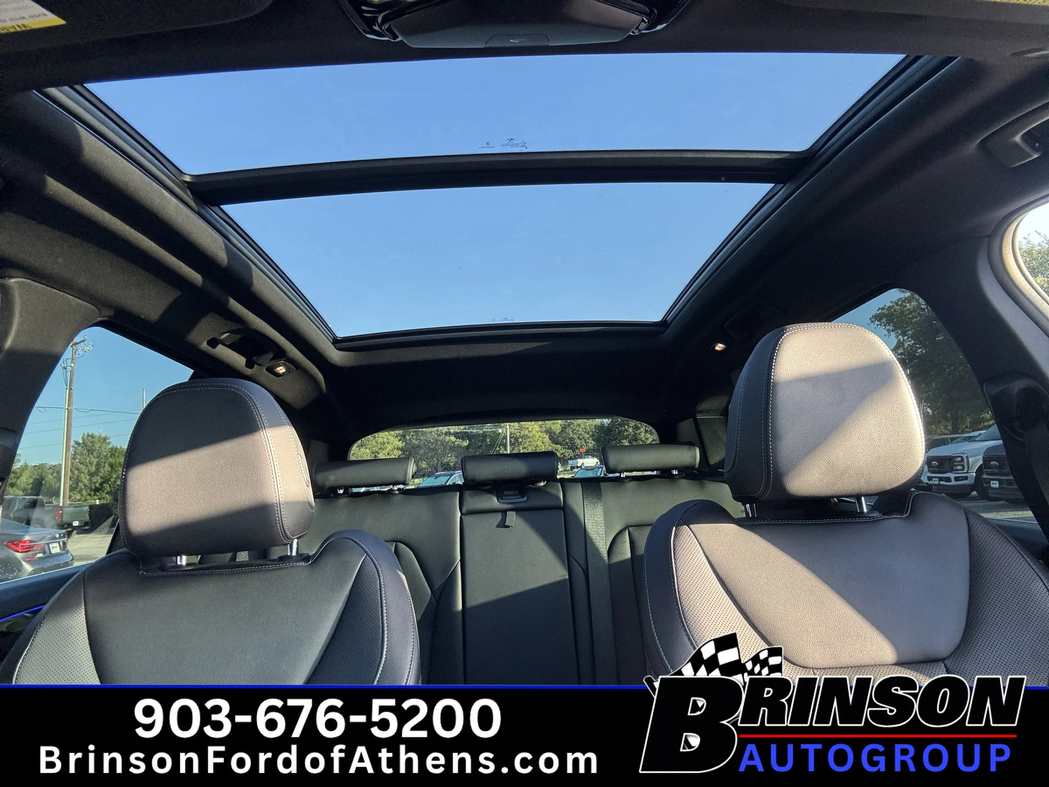 Certified Used 2024 Mineral White Metallic BMW sDrive30i image 34