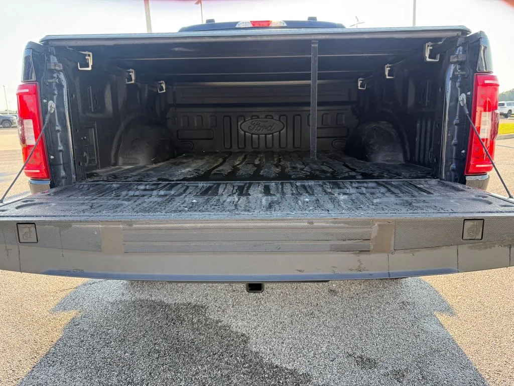 Used 2023 Blue Ford XLT image 22