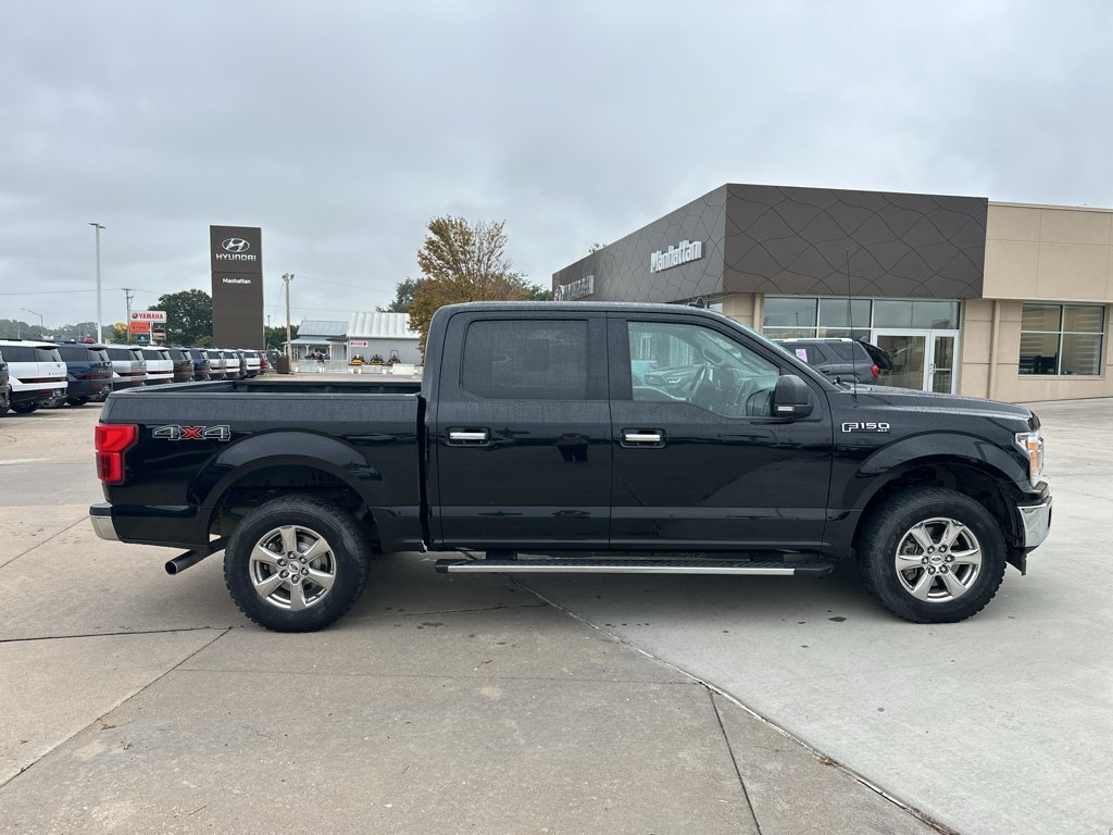 Used 2018 Shadow Black Ford XLT image 13