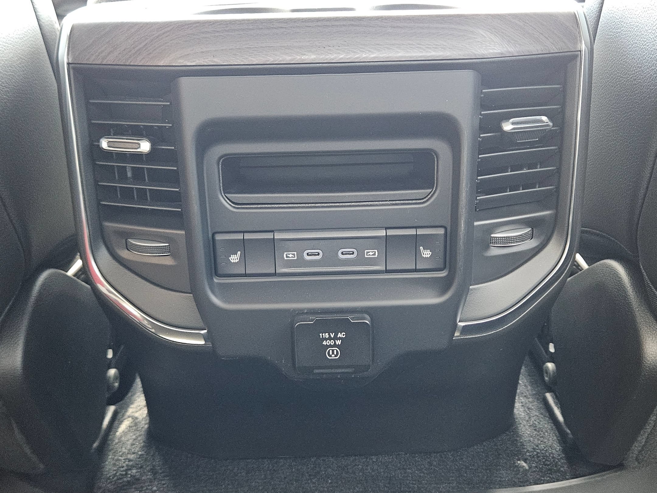 New 2026 Bright White Clear-Coat Exterior Paint RAM Laramie image 24