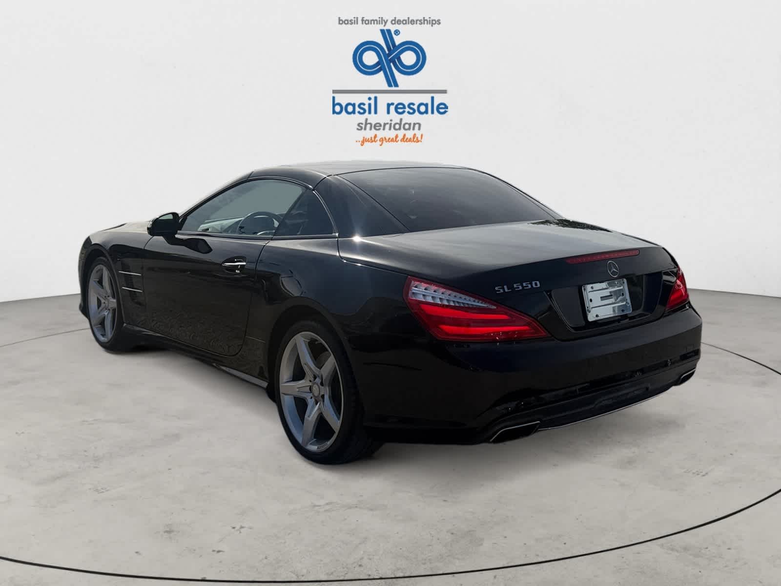 Used 2013 Obsidian Black Metallic Mercedes-Benz SL 550 image 5