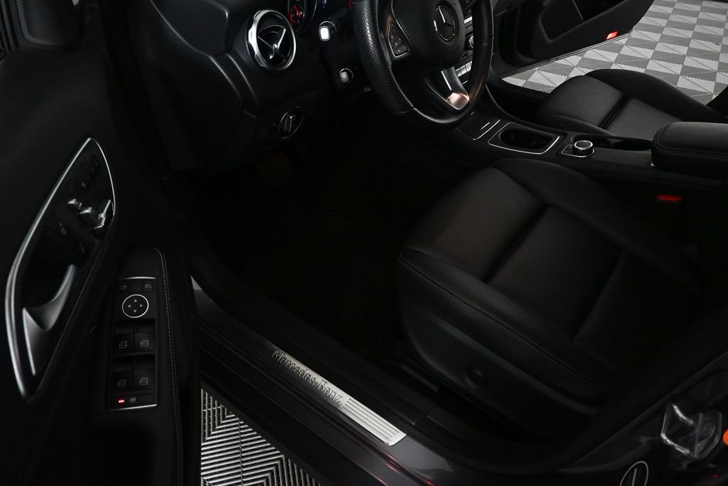 Certified Used 2019 Gray Mercedes-Benz GLA 250 image 7