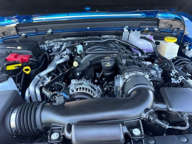 New 2026 Hydro Blue Pearl-Coat Exterior Paint Jeep Sport S image 16