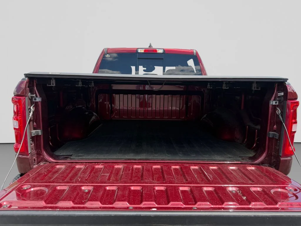 Certified Used 2025 Red Ram Big Horn/Lone Star image 19